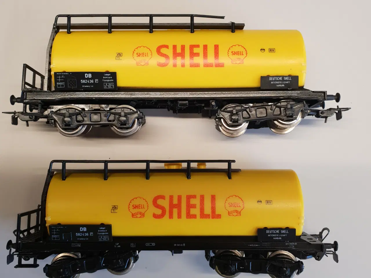Billede 2 - Modeltog RivaRossi, Fleischmann Shell tankvogne DC
