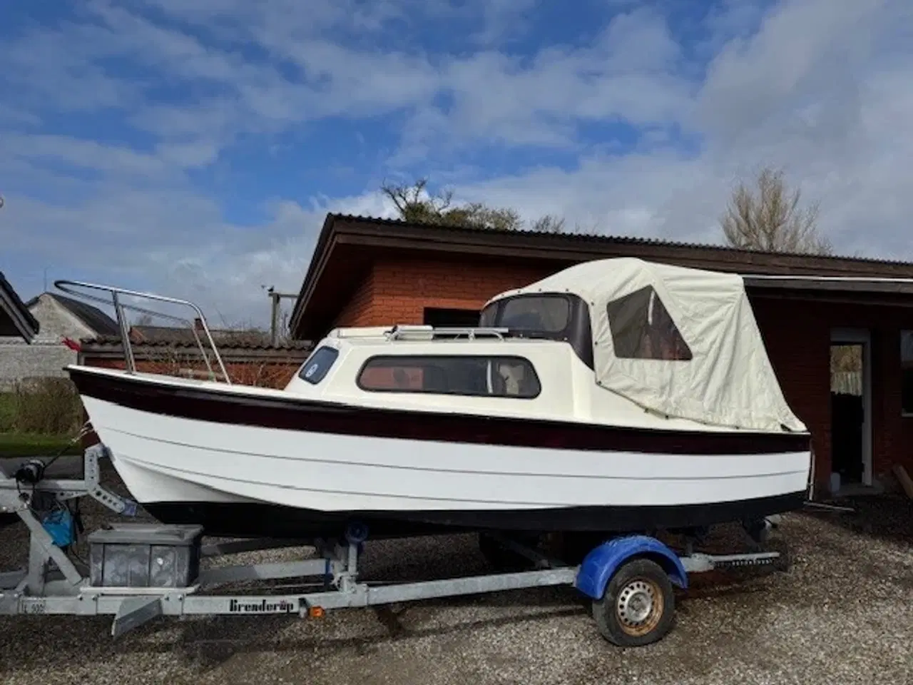 Billede 1 - Mayland 17 