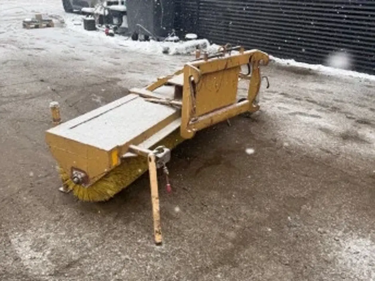 Billede 2 - Hydraulik fejekost