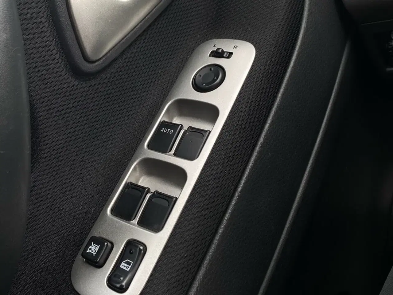 Billede 16 - Suzuki Liana 1,6 106HK 5d