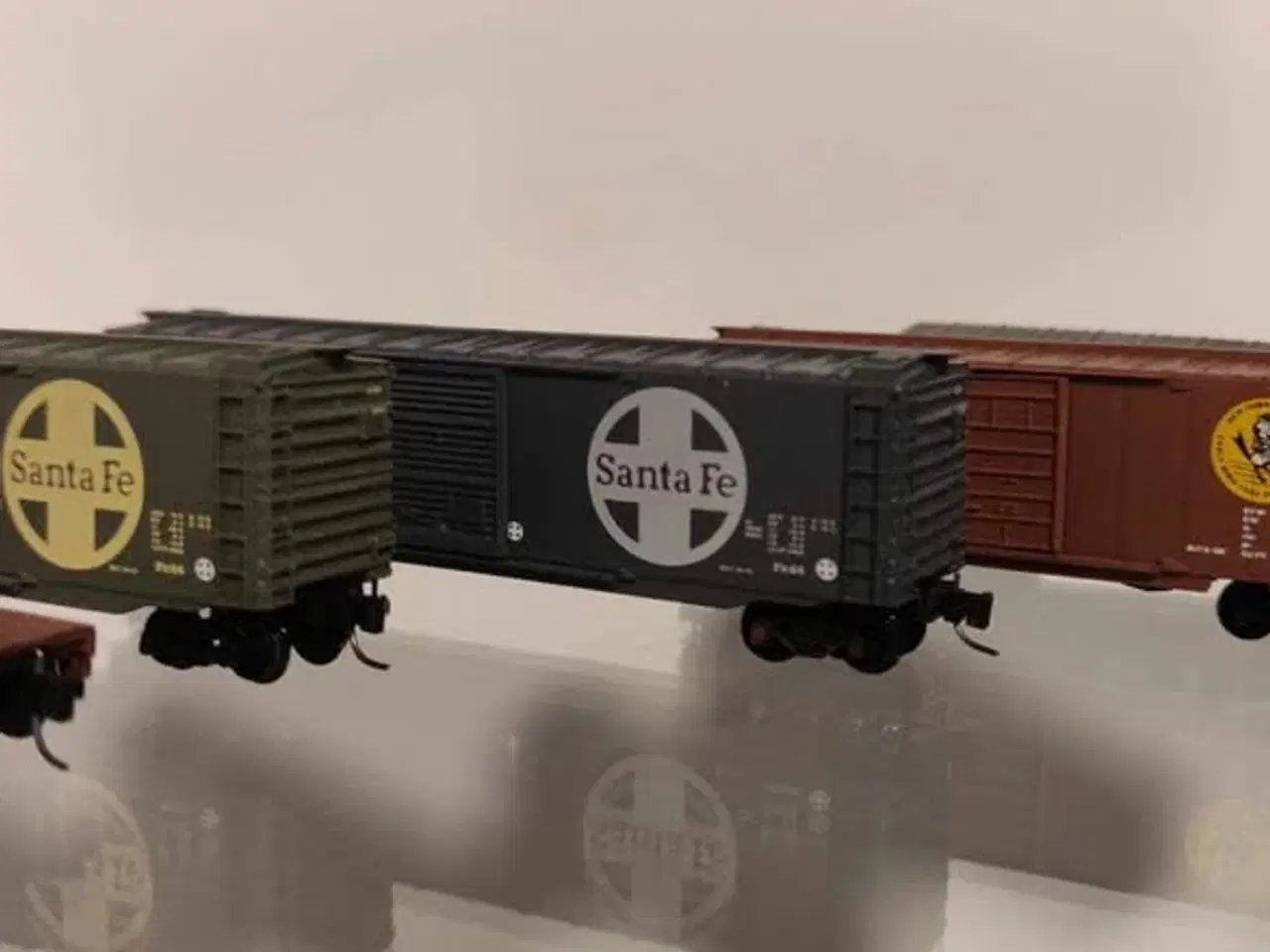 Billede 2 - MicroTrains boxcars. Caboose. fragtvogne. 6 stk. Z