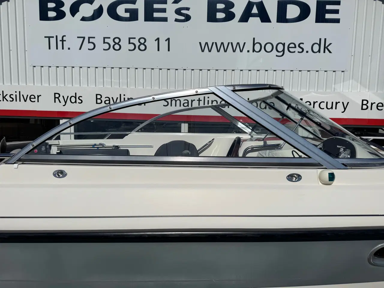 Billede 5 - 200 DC med 150 HK Suzuki-EFI 4 takt - udstyr