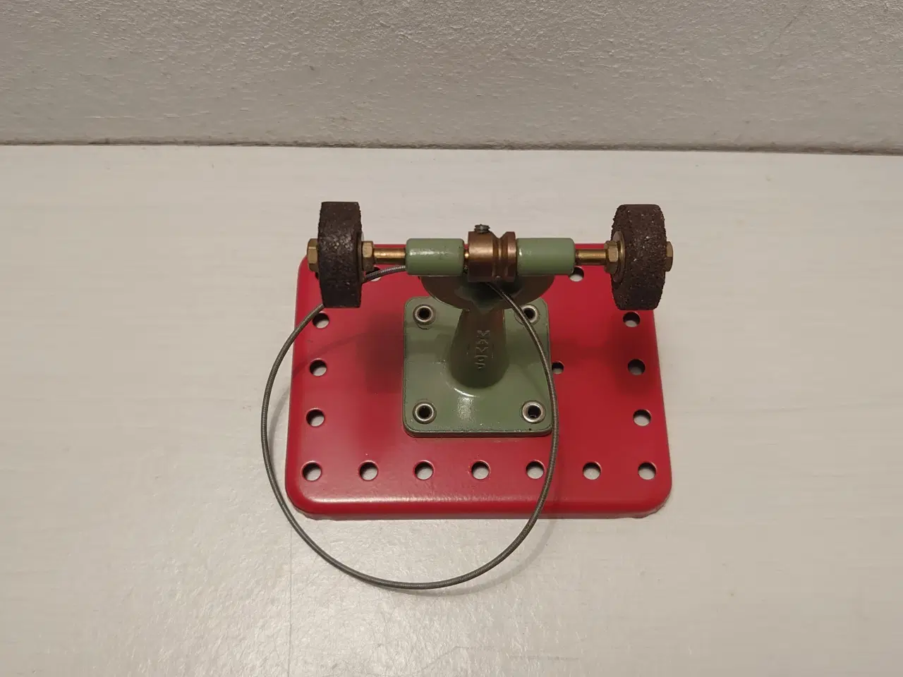 Billede 3 - Dampmaskinetilbehør: Mamod tohjulssliber. H. 7cm