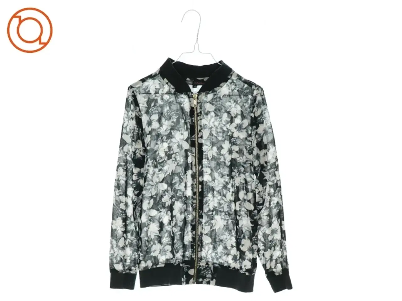 Billede 1 - Trøje fra D-XEL (str. 140 cm)