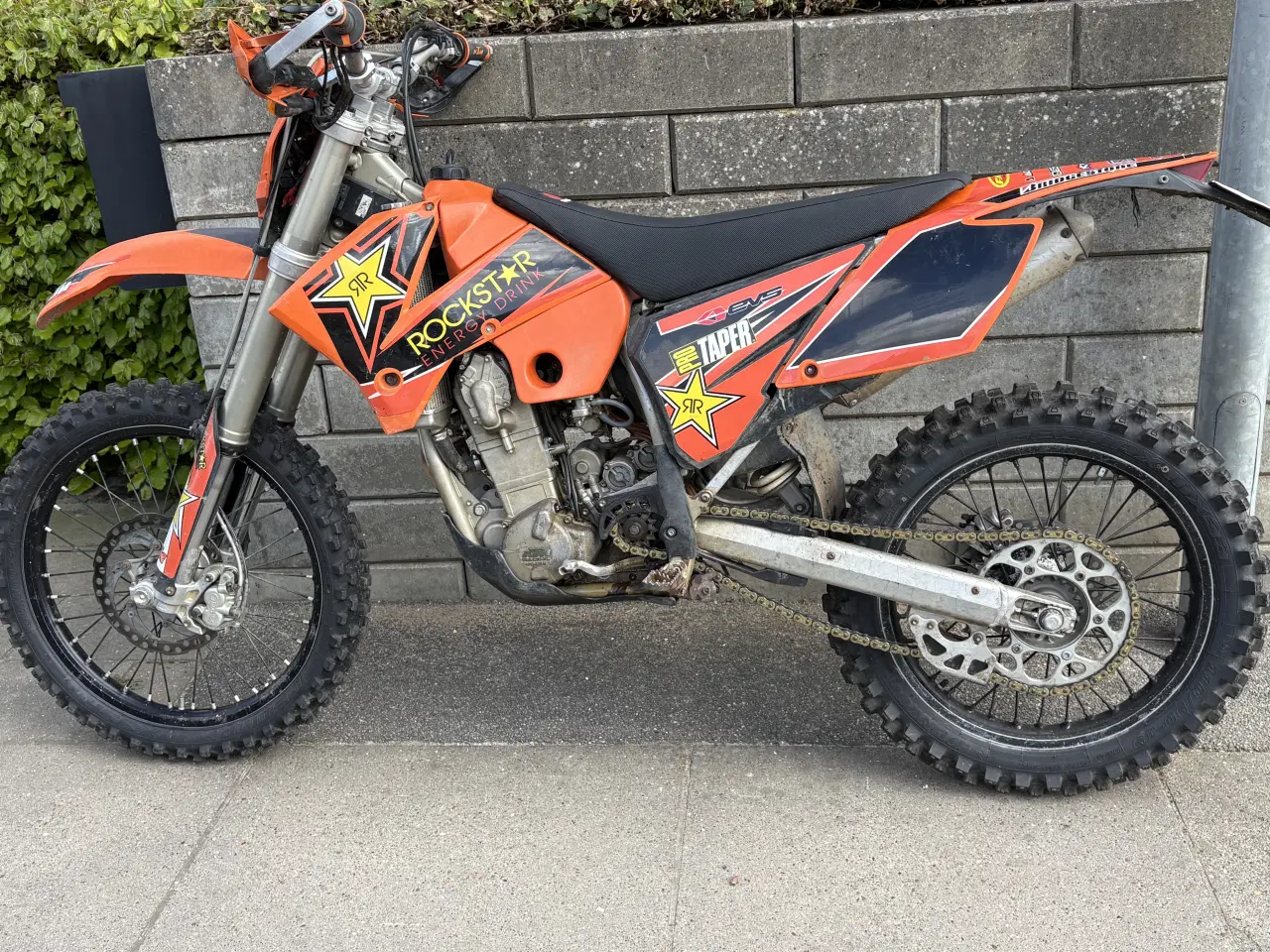 Billede 1 - Ktm exc 525 crosser på plader 