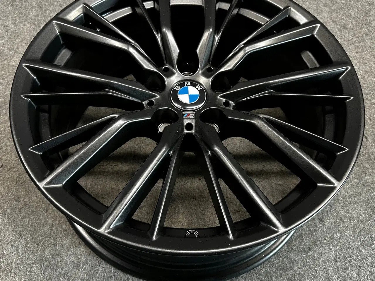 Billede 1 - BMW 3 G20 G21 18 7,5J og 8,5J x 18" 5x112