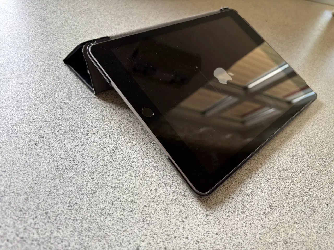 Billede 1 - Ipad Wifi 128GB space grey (2018)