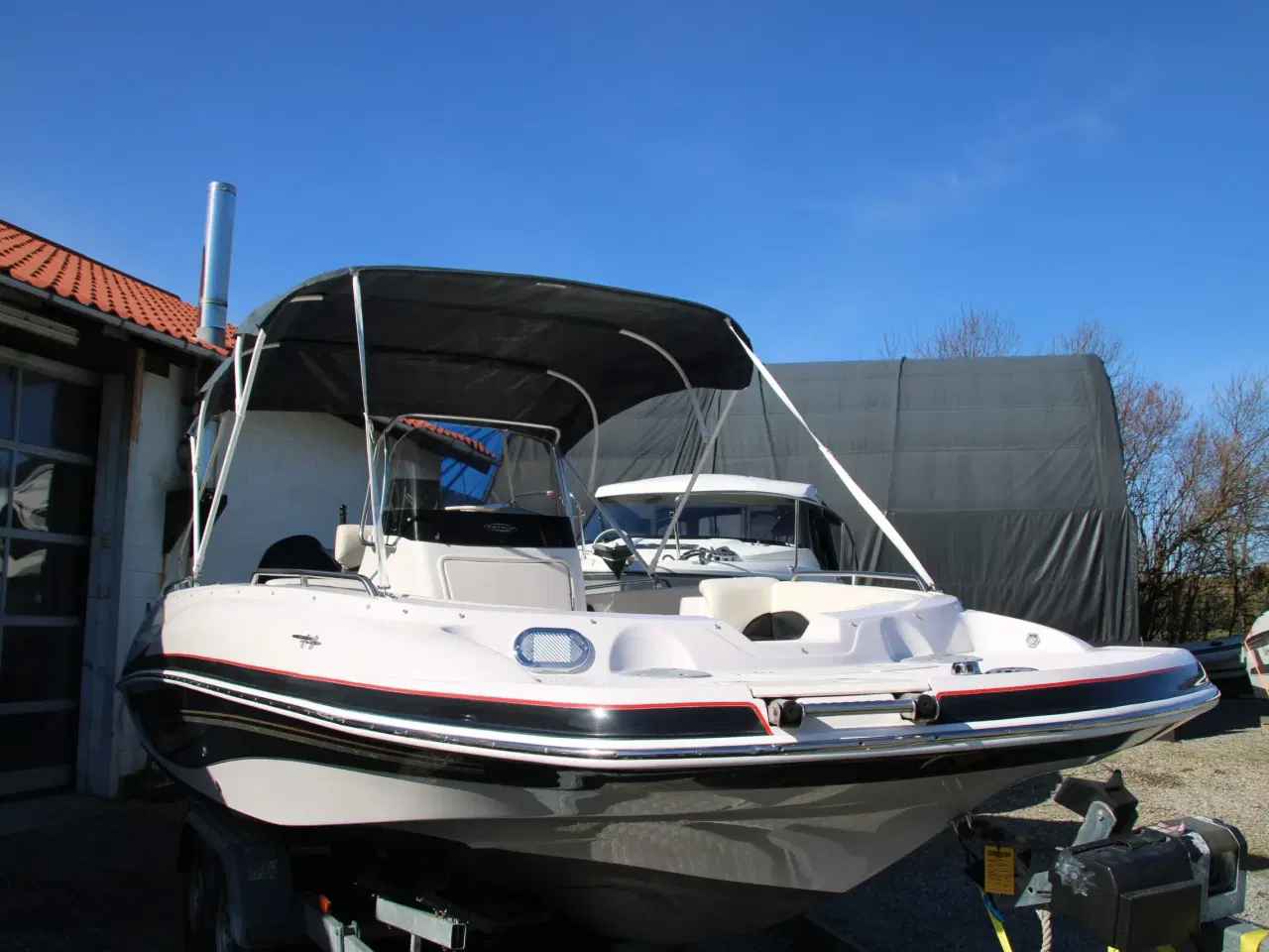 Billede 2 - Tahoe 215 CC Deckboat WA