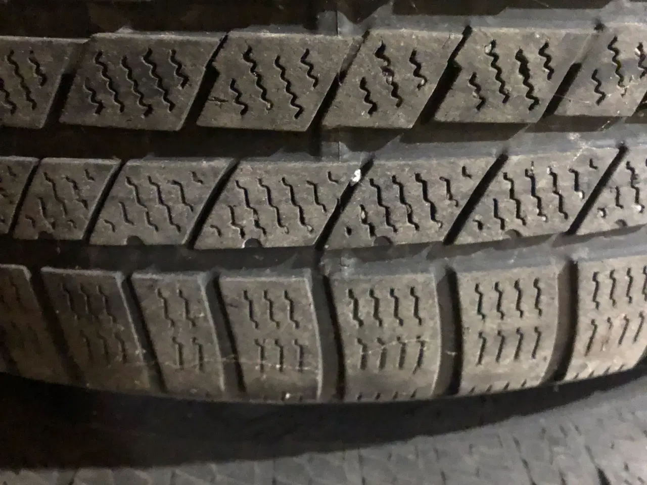 Billede 3 - Vinterdæk til Vw tiguan