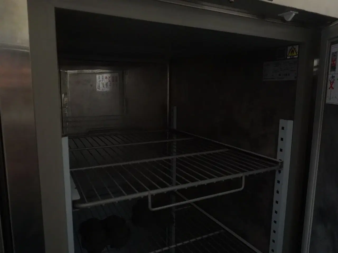 Billede 4 - Fryser ELECTROLUX RE 471 FF