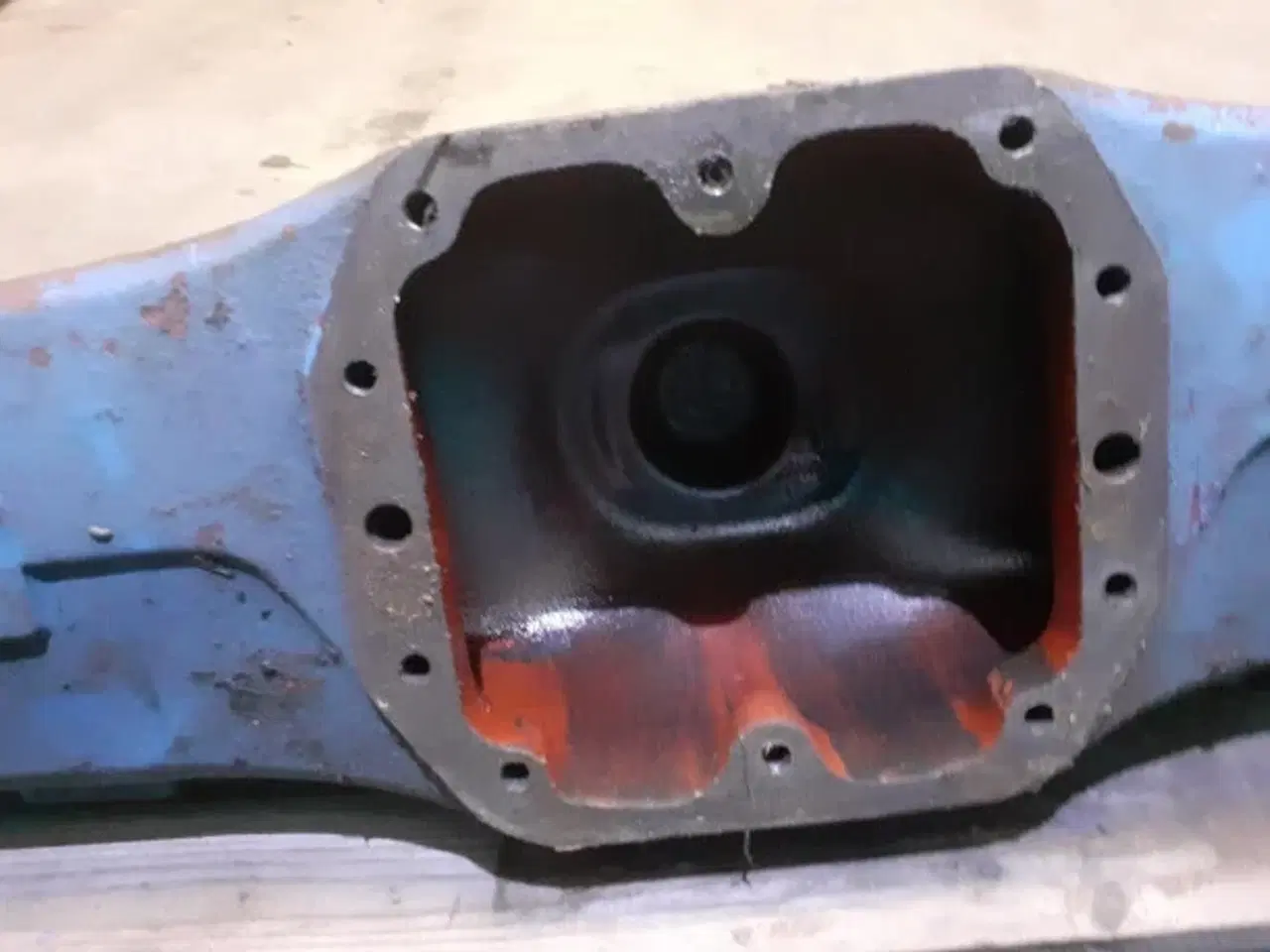 Billede 4 - Ford 8340 Foraksel hus