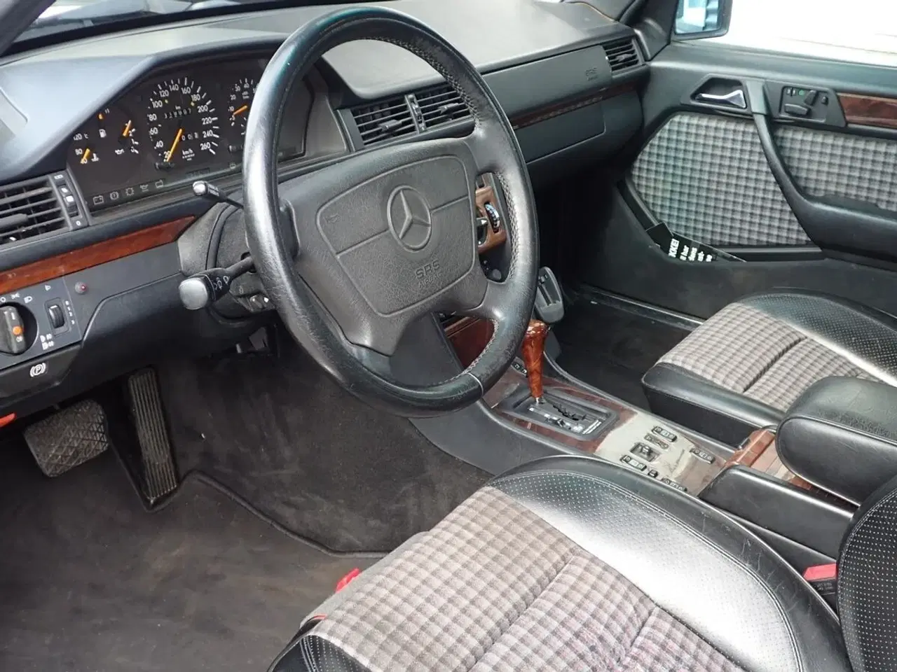 Billede 14 - Mercedes 500 E 5,0