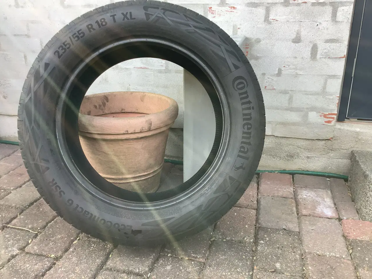 Billede 2 - Dæk til Mercefes 250 eqa