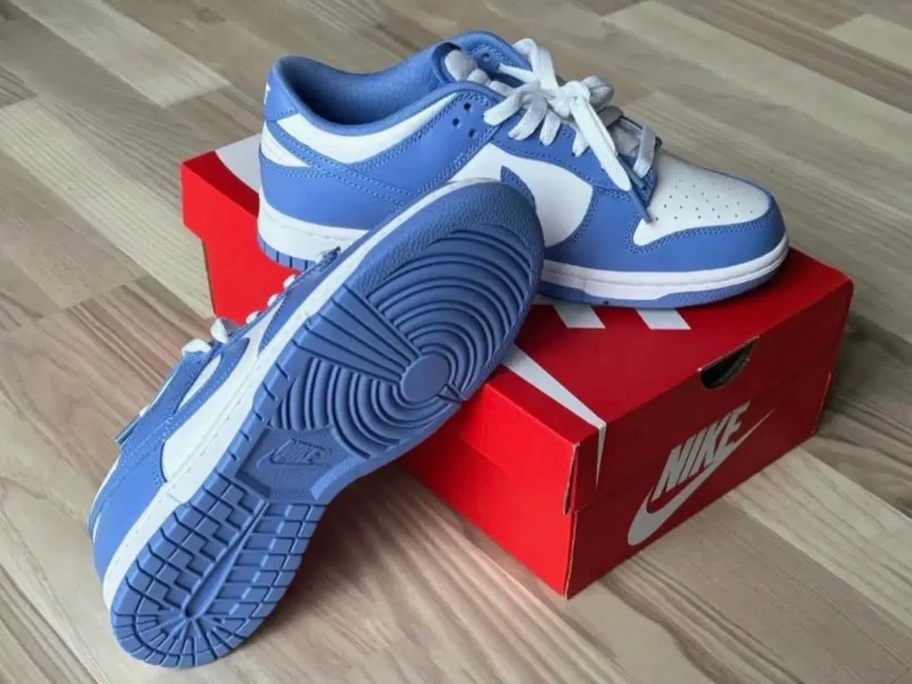 Billede 4 - Sælger 2 par lyseblå dunks – helt nye!