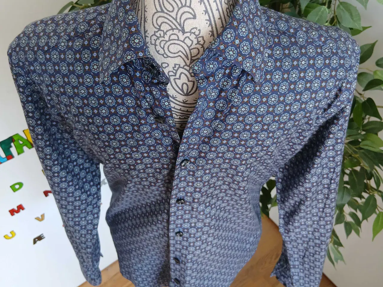 Billede 2 - Skjorte. Eton. 15¾ / 40