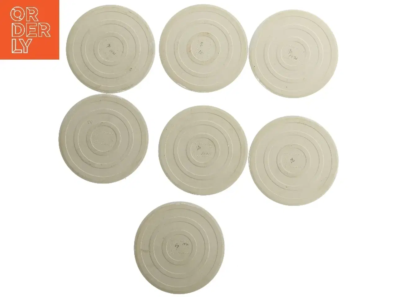 Billede 2 - Dekorative håndmalede smørbrikse med svampemotiver (str. 7 stk Ø 15,5 cm)