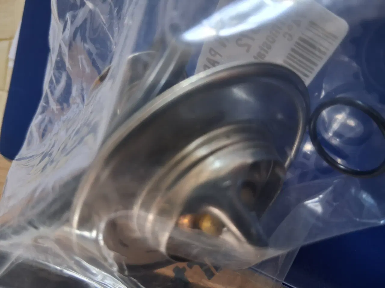 Billede 2 - Termostat volvo penta. 74 grader.