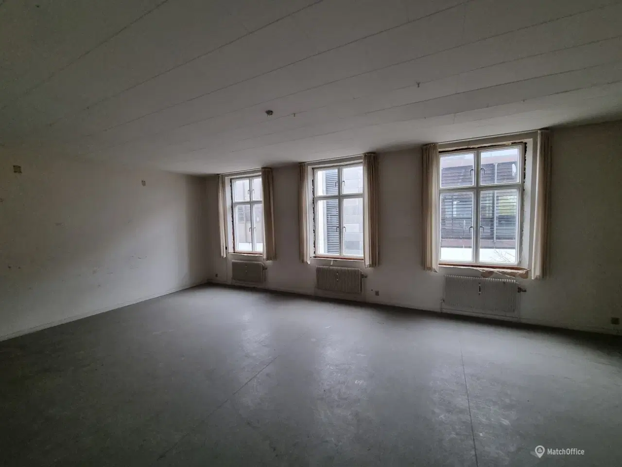 Billede 11 - Forretningsejendom - centralt i Nykøbing M