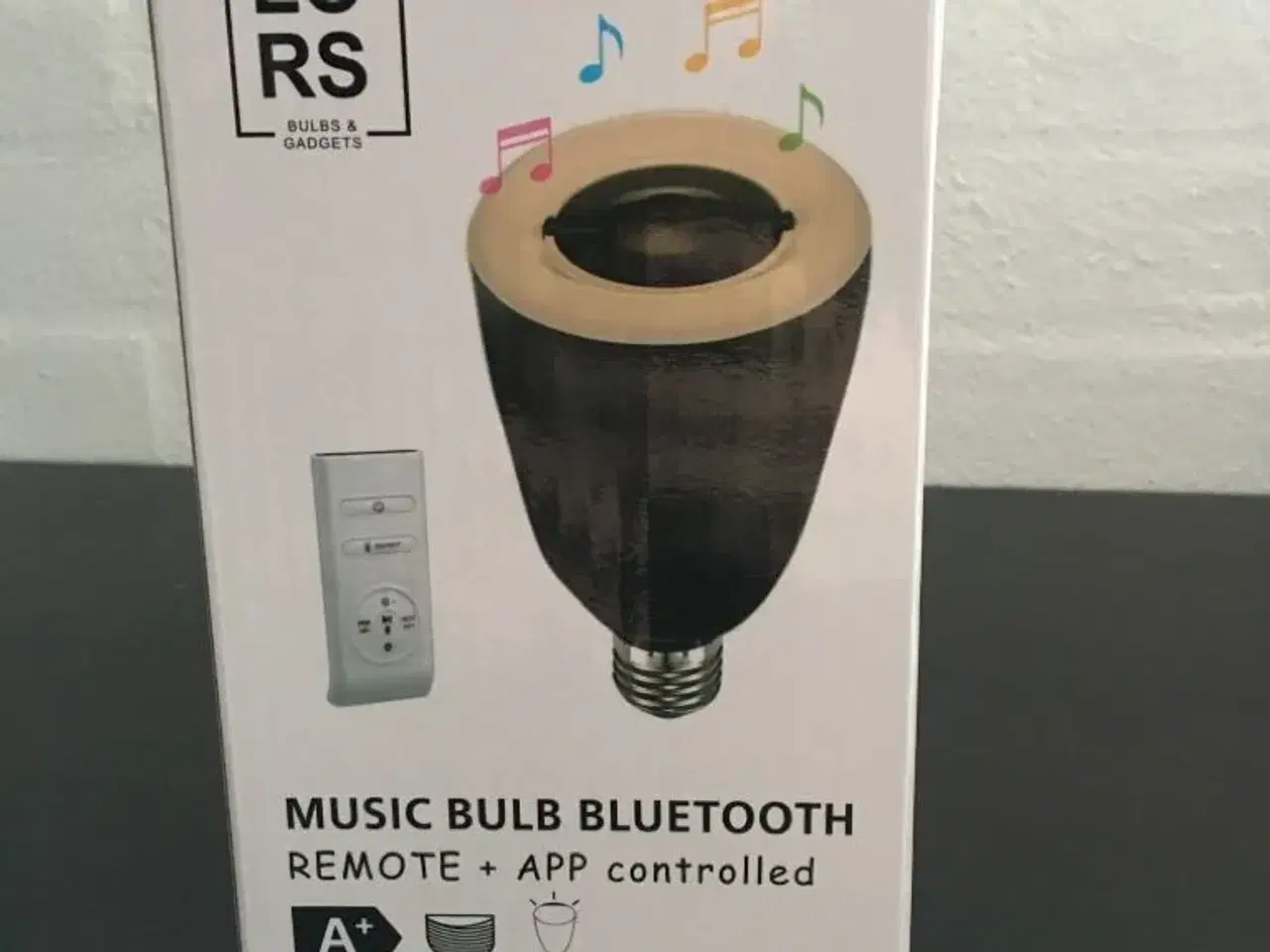Billede 3 - Fed lampe med Bluetooth og rgb