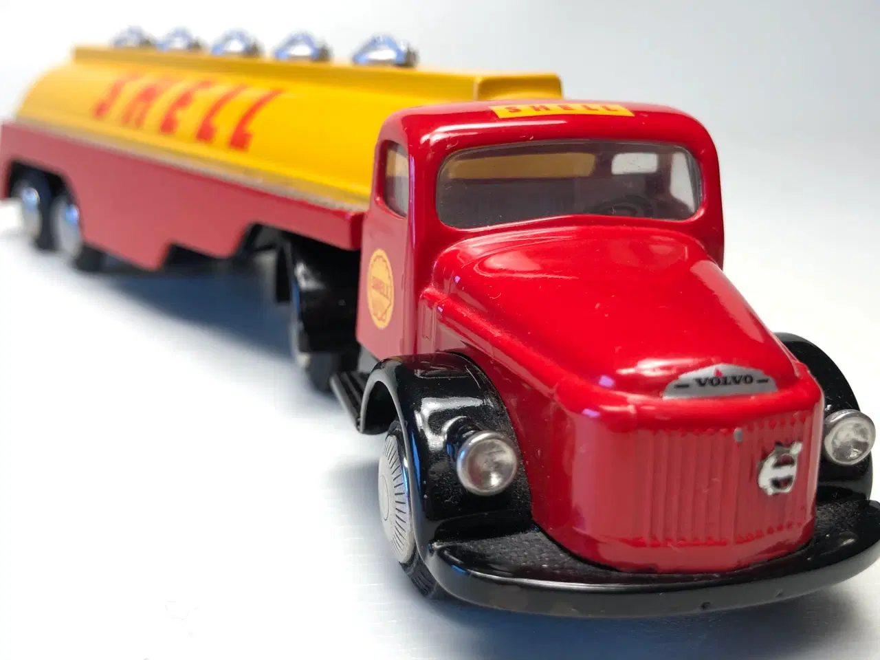 Billede 3 - TEKNO...VOLVO SHELL TANKBIL