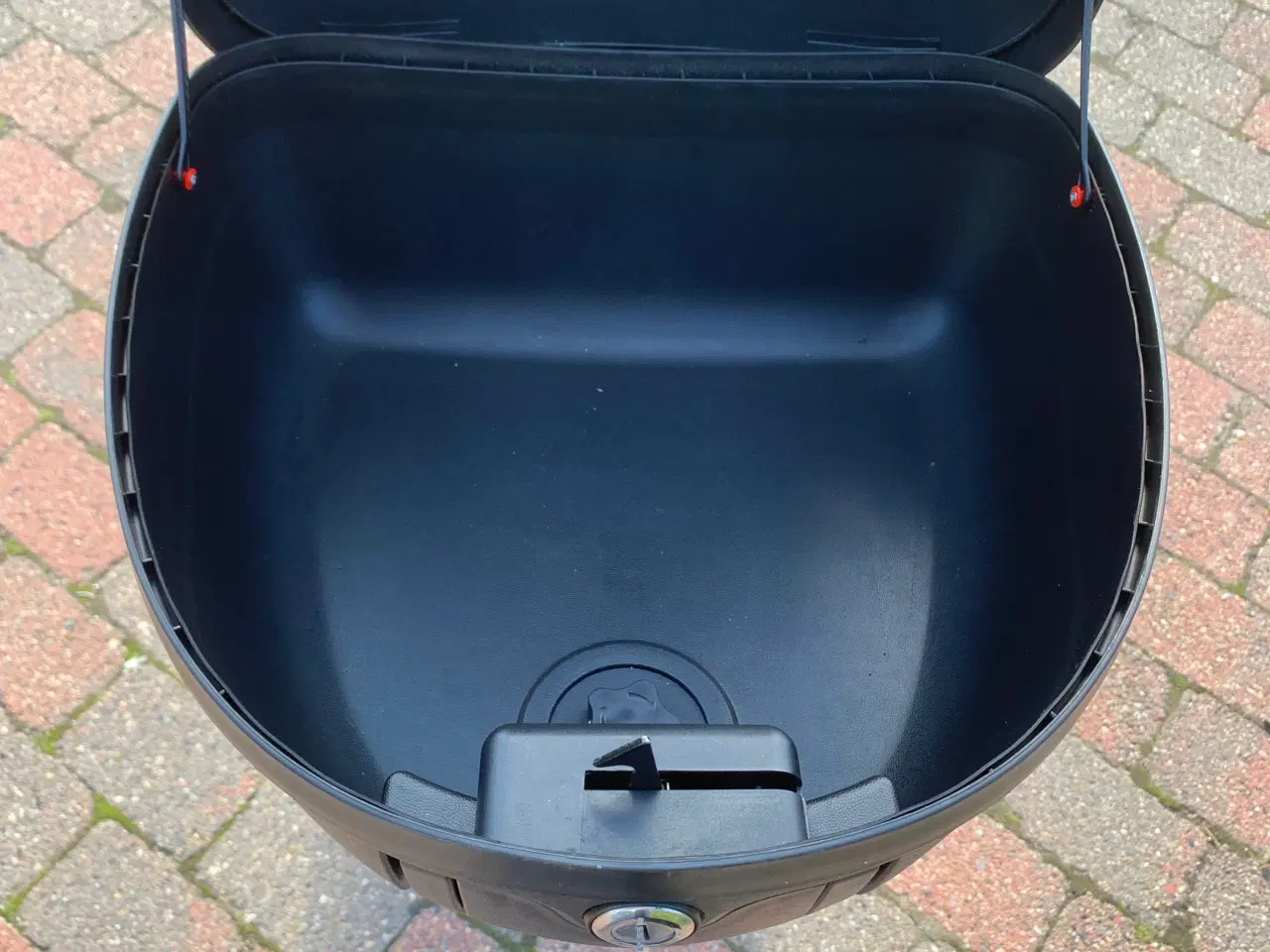 Billede 9 - Vga One Eu5. 45 2024 1/2 pris 