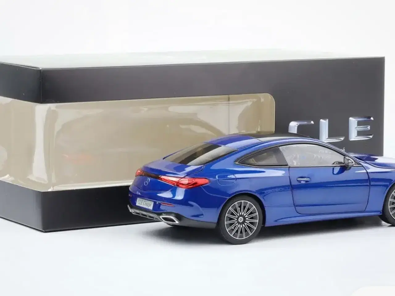 Billede 2 - 1:18 Mercedes CLE Coupe 2023