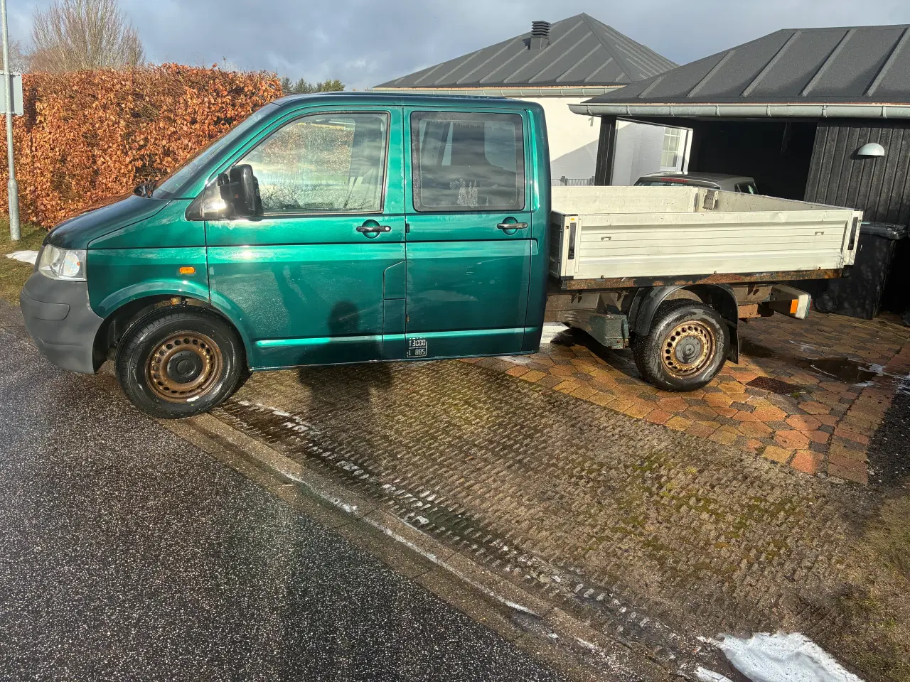Billede 1 - Transporter 2,5tdi dB kabine, lad 4x4 nysynet