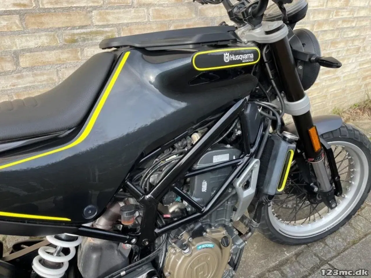 Billede 3 - Husqvarna Svartpilen 401