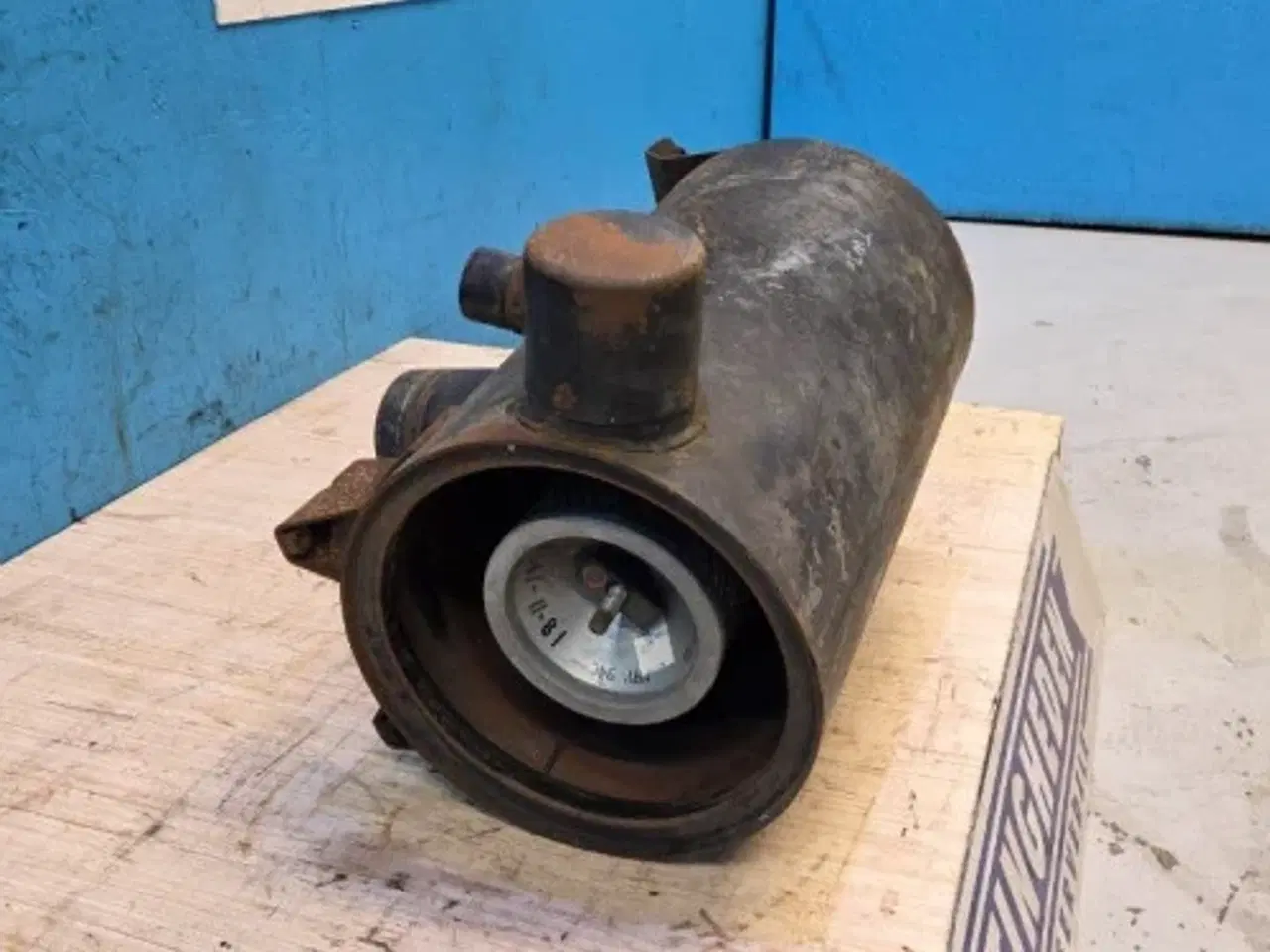 Billede 14 - Ford TW30 Luftfilterhus D8NN9600BC