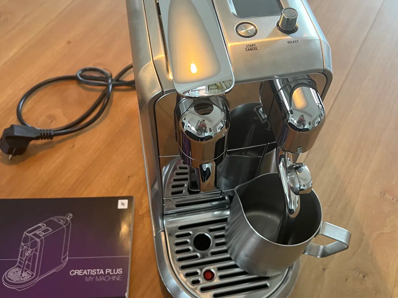 Billede 4 - Flot Nespresso Creatista Plus kaspslekaffemaskine
