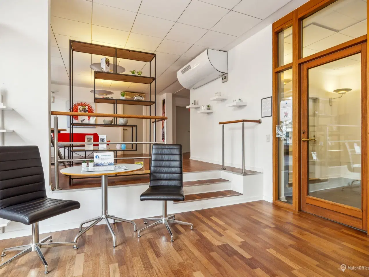 Billede 8 - Butikslokale med mange muligheder i hjertet af Randers