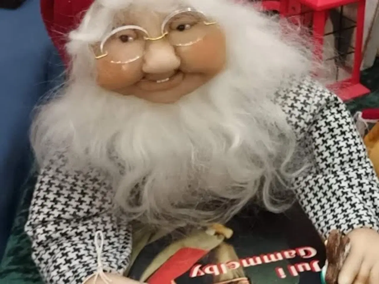 Billede 1 - Strømpenissefar læser