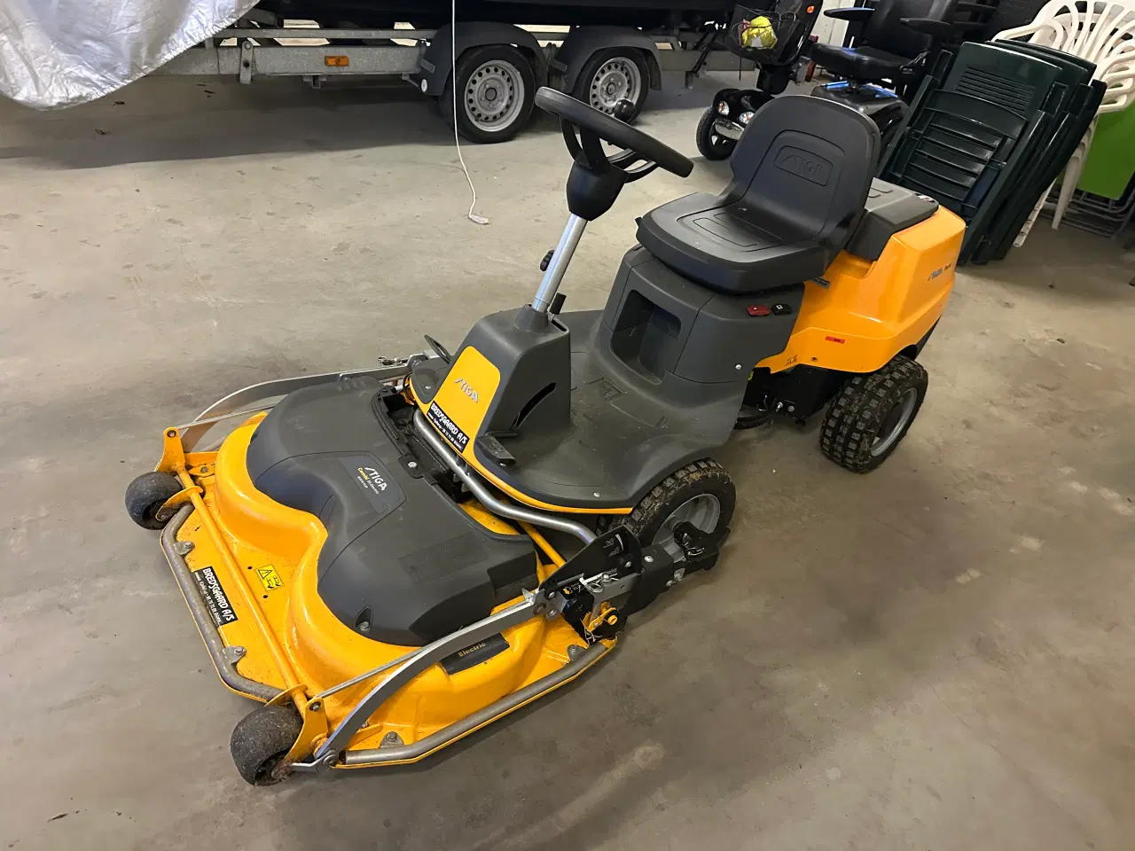 Billede 1 - Stiga Park 220