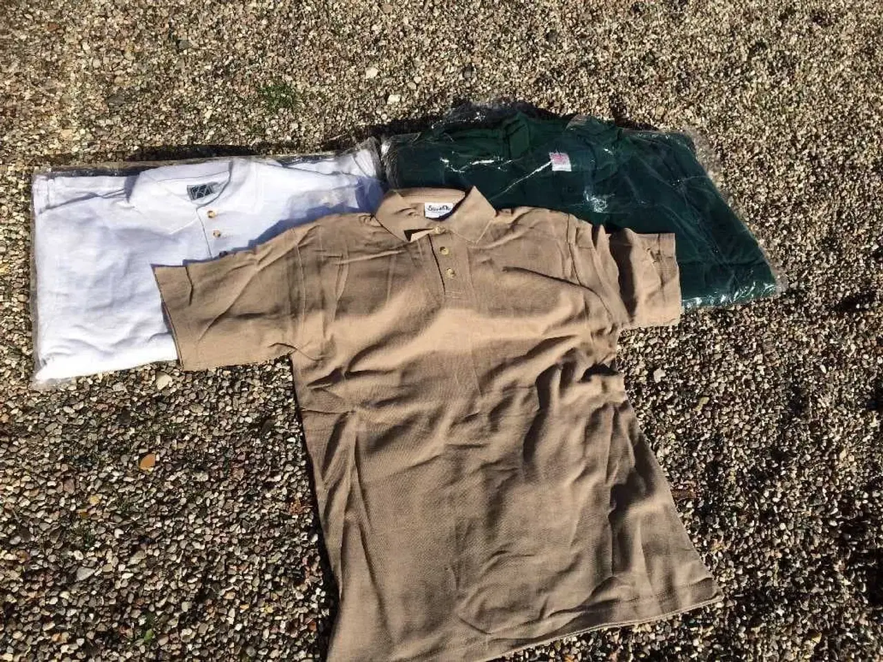 Billede 2 - Polo T-shirts samt Sweatshirts