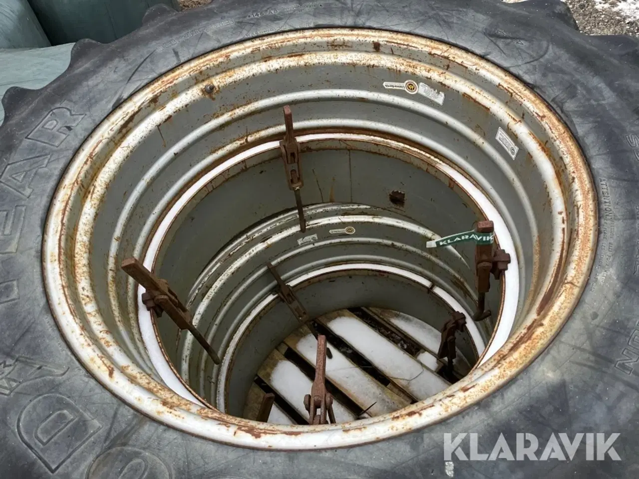 Billede 6 - Tvillingehjul Goodyear 18.4R38 - med klemmer