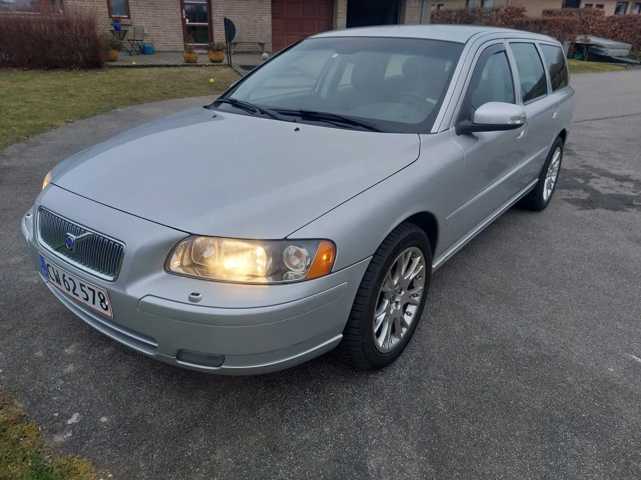 Billede 1 - Volvo v70 2.4 aut 140 hk
