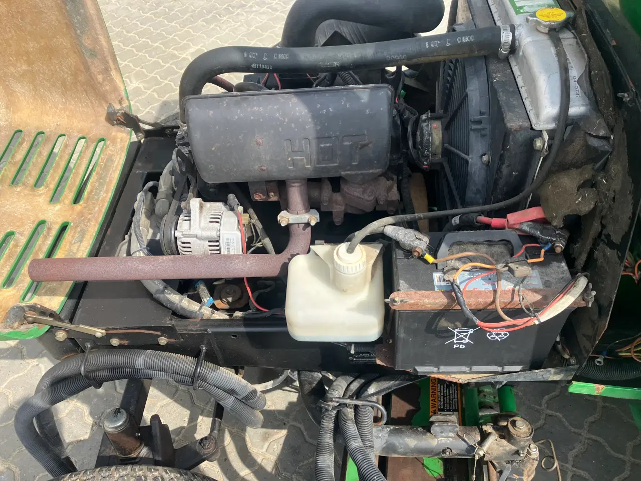 Billede 8 - John Deere 3235B 4 WD servo kun 1740 timer