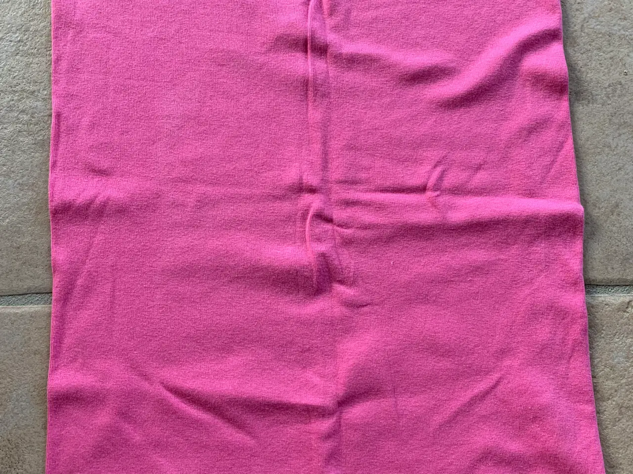 Billede 2 - Stof i lyserød/pink