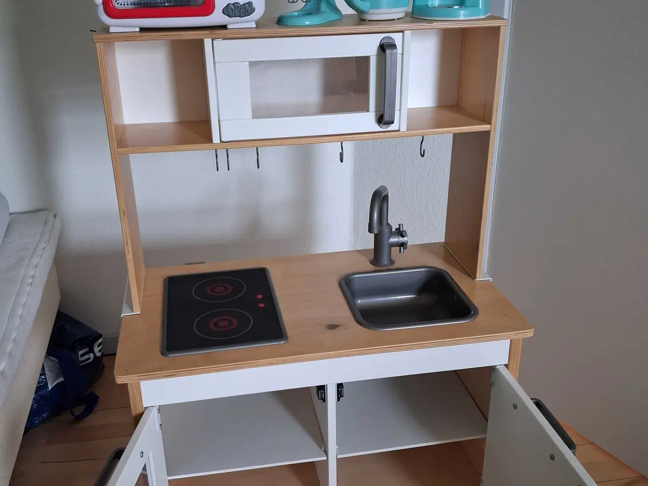 Billede 1 - Ikea køkken med tilbehør 