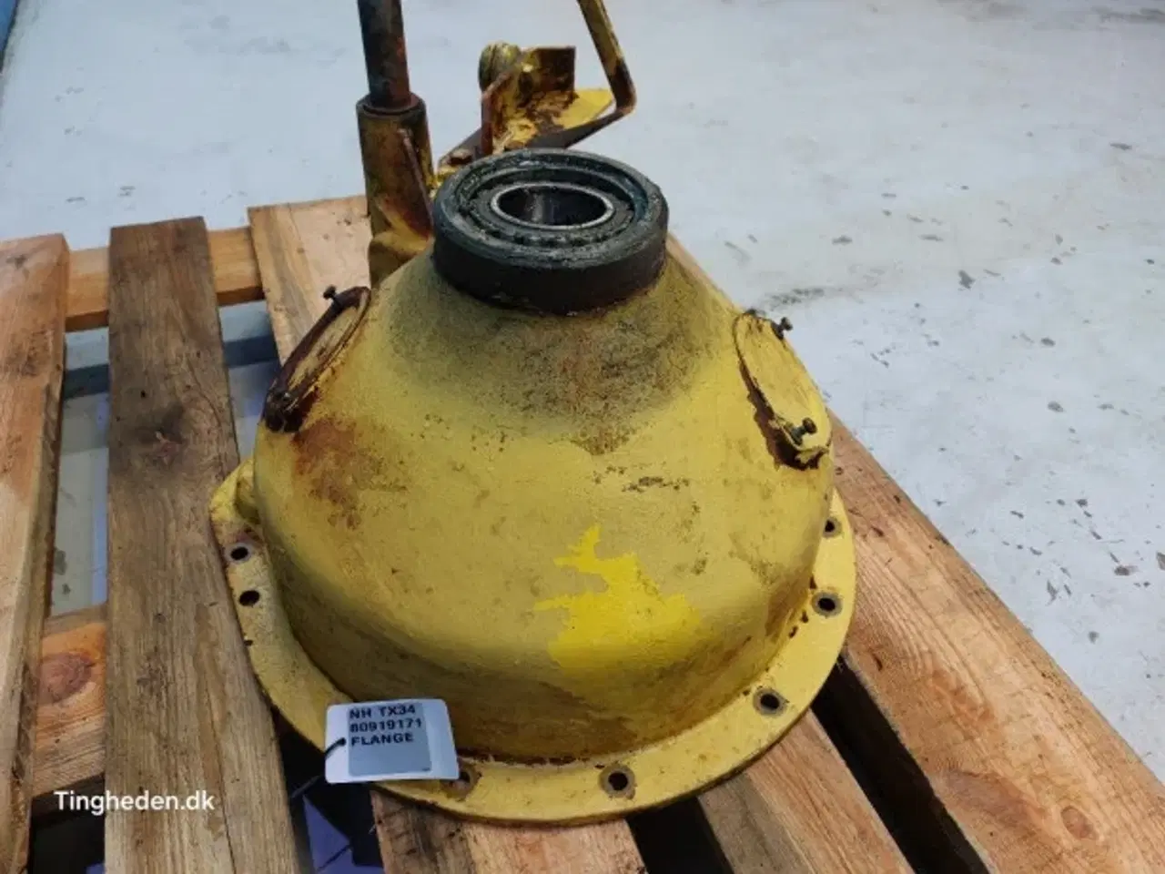 Billede 12 - New Holland TX34 Flange 80919171