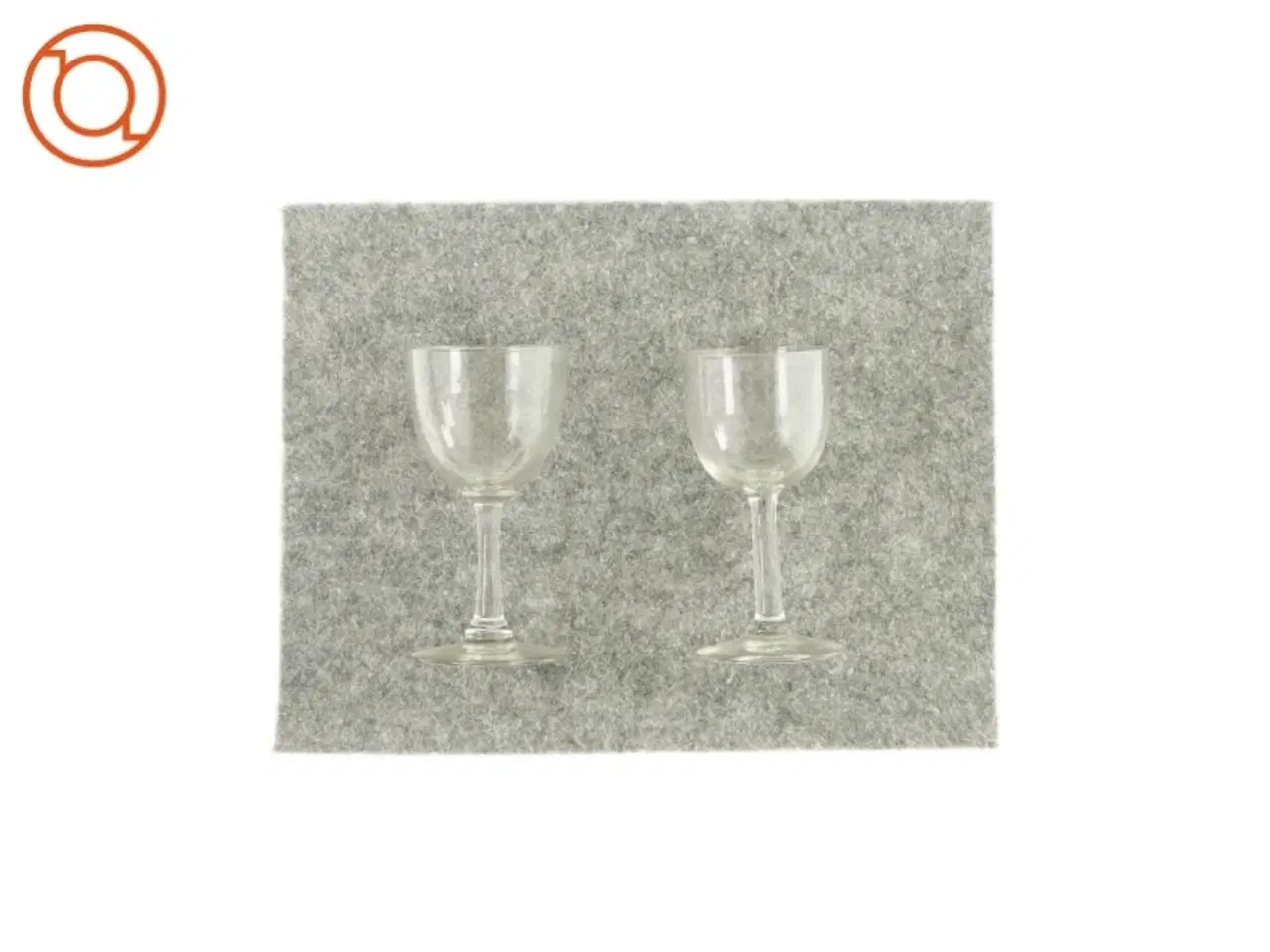 Billede 1 - 2 små glas  (str. HØ: 10x5 cm )