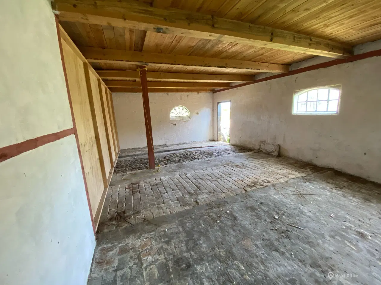 Billede 3 - 80 m² lager i Humlebæk – ideelt til stillads. udstyr eller materialer