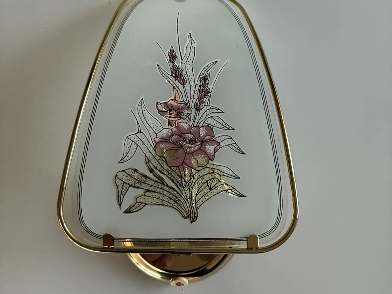 Billede 1 - Vintage væglampe i blomsterdekoreret glas