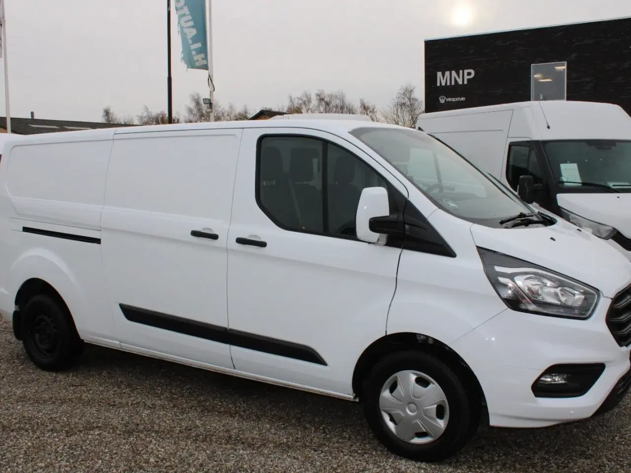 Billede 2 - Ford Transit Custom 300L 2,0 TDCi 130 Trend