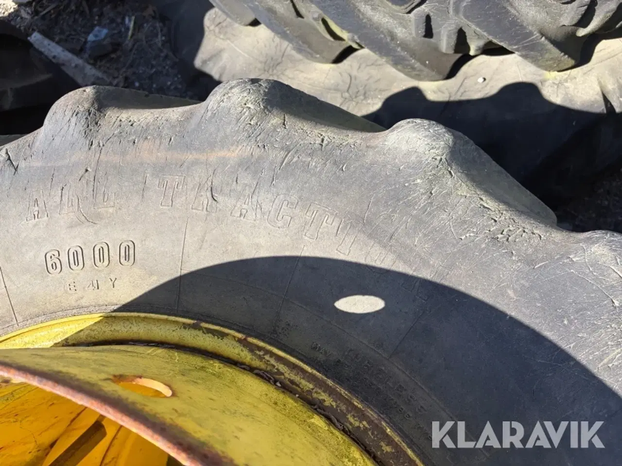 Billede 12 - Tvillingehjul Firestone 380/85R28 2 styk med spænder