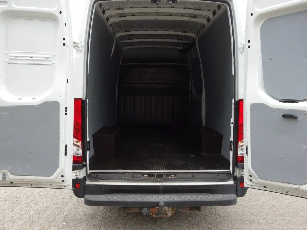 Billede 20 - Iveco Daily 2,3 35S16 12m³ Van AG8