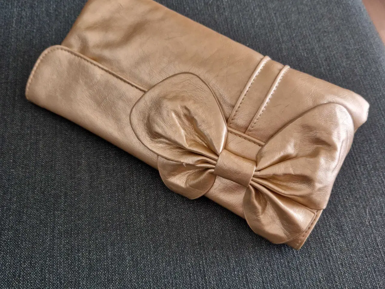 Billede 3 - 4 selskabstadker i forskellige farver 