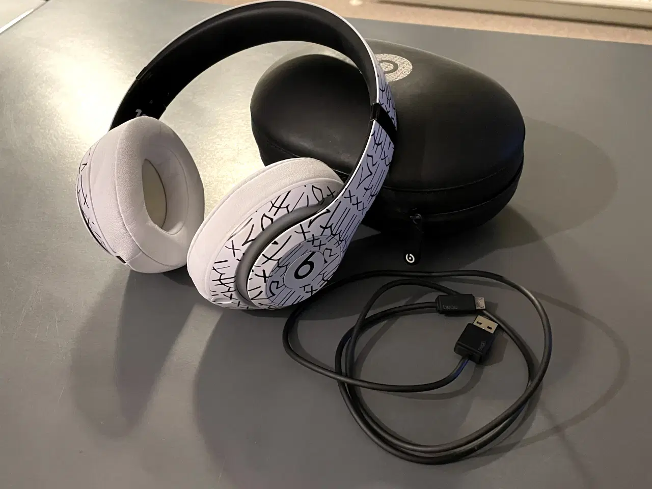 Billede 2 - Beats by Dre Studio 3 Wireless Headphones, Neymar