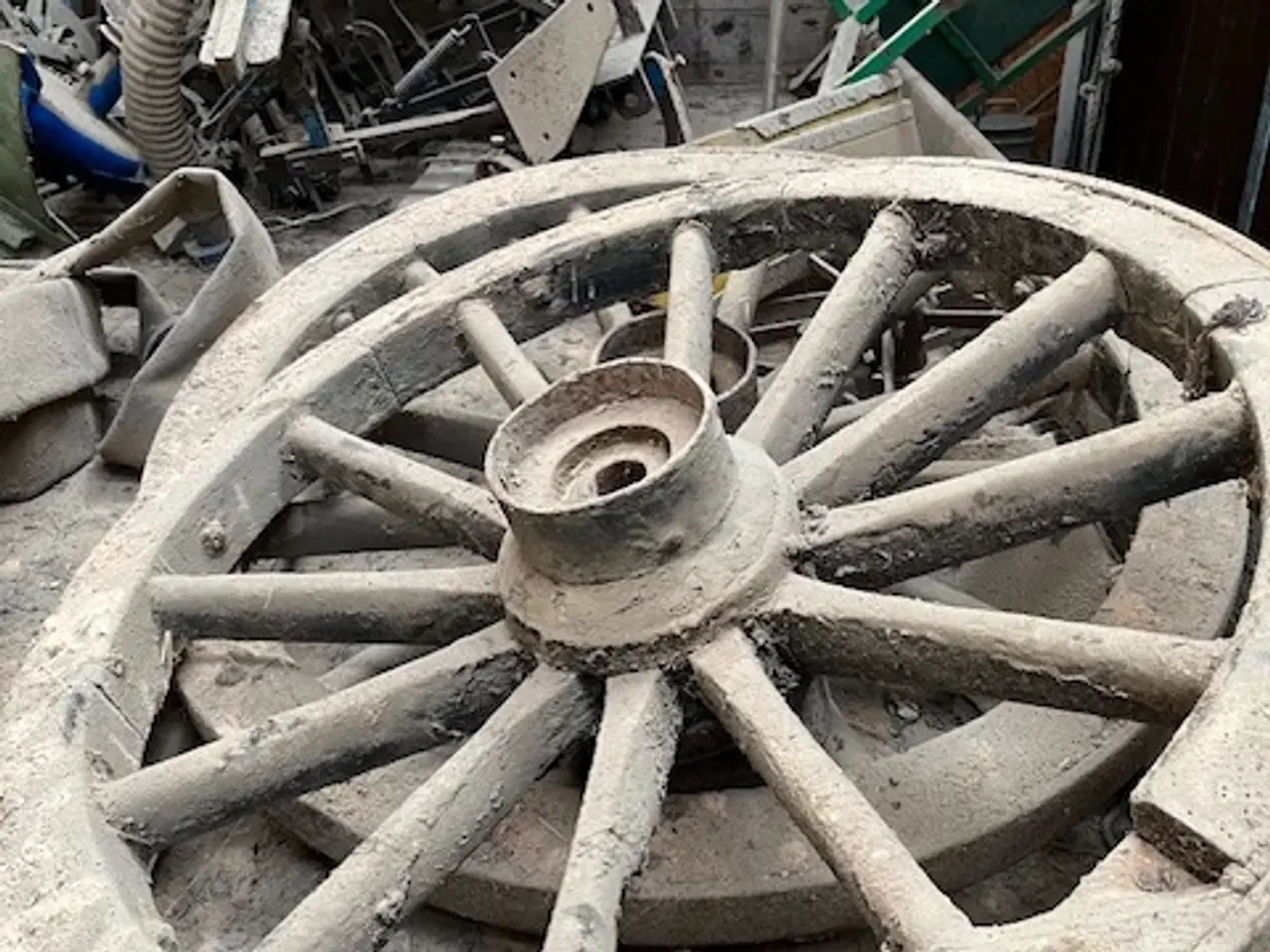 Billede 2 - Gamle Antikke Vognhjul 