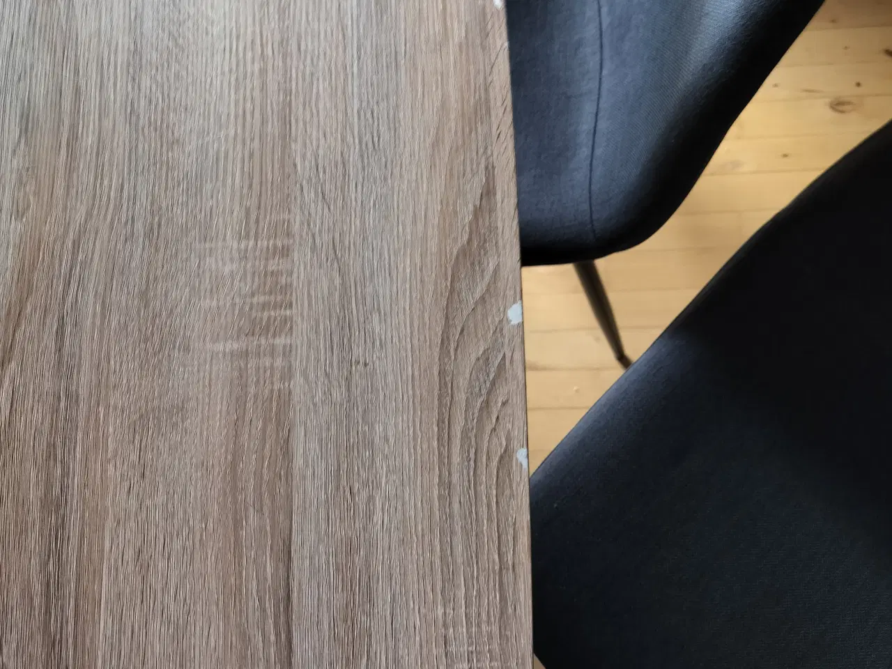 Billede 3 - Spisebord med stole 